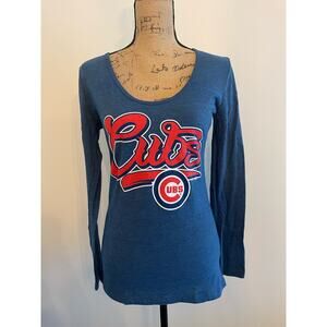 Chicago Cubs Womens Long Sleeve TShirt Size Small